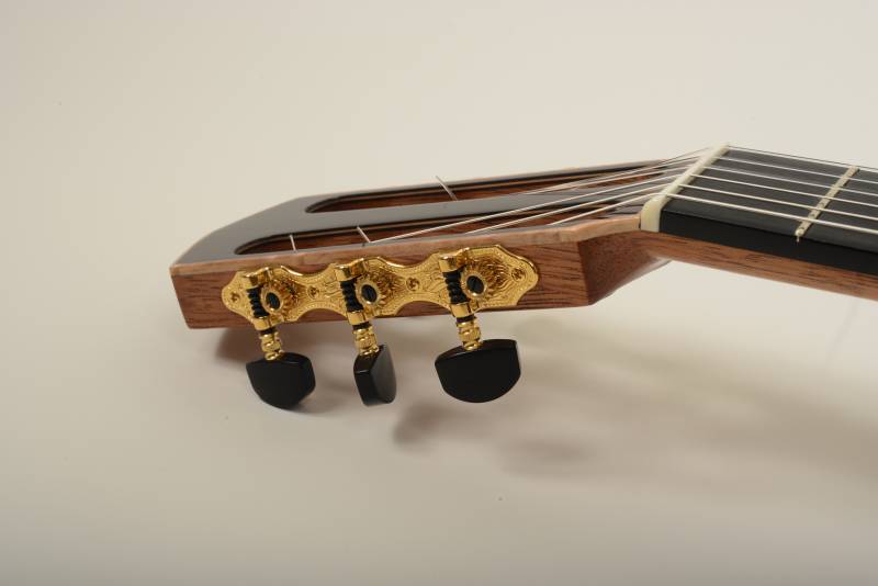 Shaller Tuners with Ebony buttons