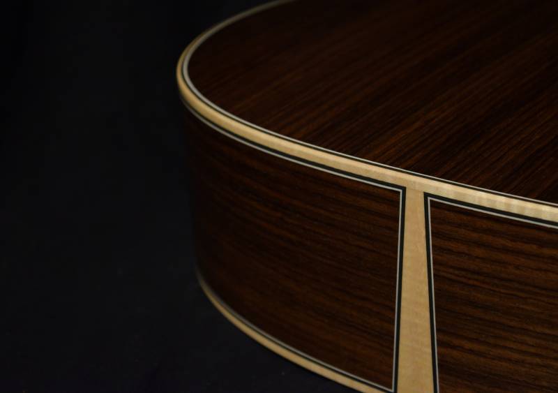 Maple Binding with elegant yet bold purfling lines